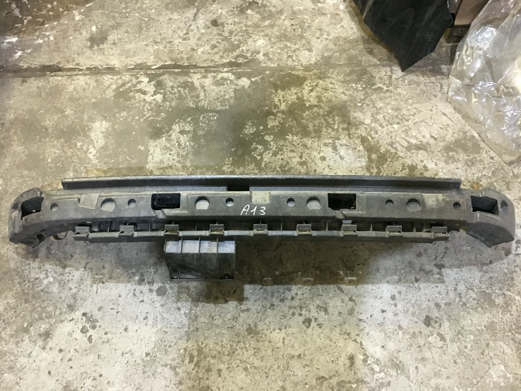 Усилитель бампера заднего + поглотитель 30678968 XC90 (07-14) VOLVO (ВОЛЬВО)